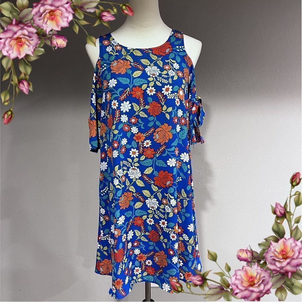 A-line scoop neck cold shoulder floral mini dress